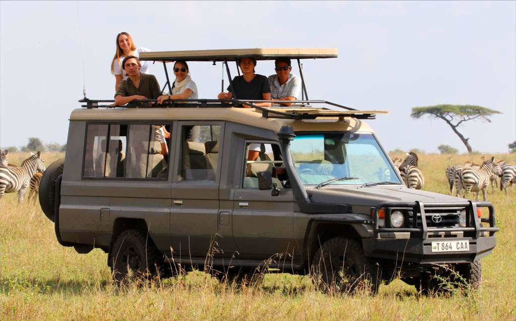 african safari truck